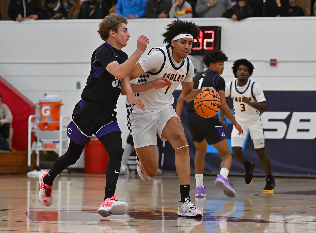 Carlsbad vs Faith Family Academy Torrey Pines Holiday Classic December 30, 2023 Photo-Justin Fine10